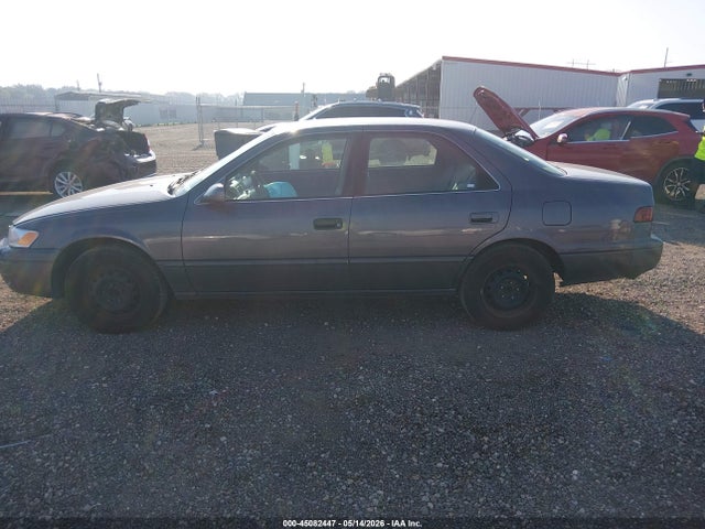 Aukcja sprzedaży 1998 Toyota Camry Le, vin: 4T1BG22K2WU283335, numer aukcji: 45082447