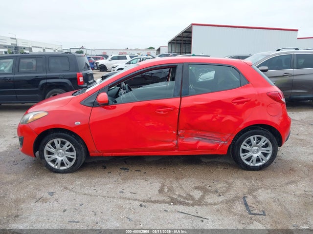 45082505 :رقم المزاد ، JM1DE1KY0E0174461 vin ، 2014 Mazda Mazda2 Sport مزاد بيع
