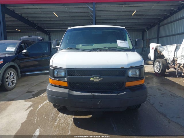 Chevrolet Express 3500 Work Van 2014 1GCZGUCG5E1157060 Image 12