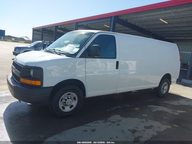Chevrolet Express 3500 Work Van 2014 1GCZGUCG5E1157060 Image 14