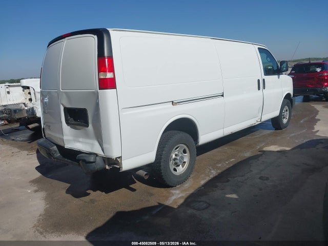 Chevrolet Express 3500 Work Van 2014 1GCZGUCG5E1157060 Image 4