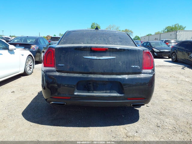 2015 Chrysler 300 300s მანქანა იყიდება აუქციონზე, vin: 2C3CCAGG4FH923068, აუქციონის ნომერი: 45082517