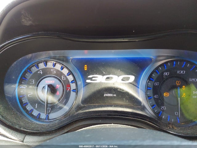 2015 Chrysler 300 300s მანქანა იყიდება აუქციონზე, vin: 2C3CCAGG4FH923068, აუქციონის ნომერი: 45082517