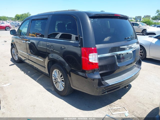 2015 Chrysler Town & Country Touring-l მანქანა იყიდება აუქციონზე, vin: 2C4RC1CG5FR699847, აუქციონის ნომერი: 45082558