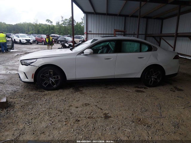 45082561 :رقم المزاد ، WBA53FJ00TCV72846 vin ، 2026 Bmw 530i Xdrive مزاد بيع