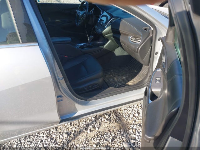 45082562 :رقم المزاد ، 1G1ZD5ST4JF267388 vin ، 2018 Chevrolet Malibu Lt مزاد بيع