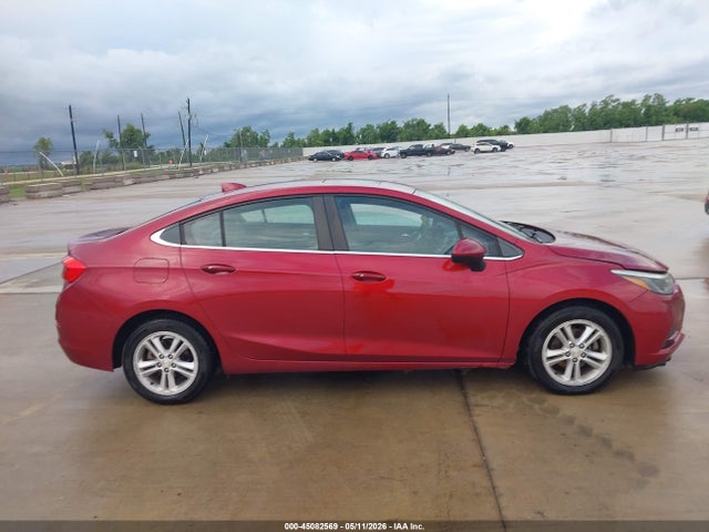 1G1BE5SM5H7136904 Chevrolet Cruze Lt Auto
