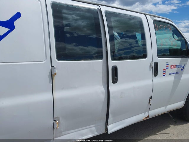 45082585 :رقم المزاد ، 1GTHG39V271134625 vin ، 2007 Gmc Savana Work Van مزاد بيع