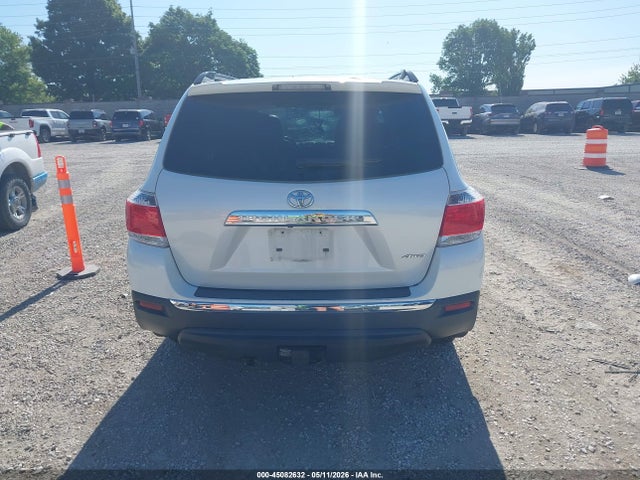 Продаж на аукціоні авто 2013 Toyota Highlander Se V6, vin: 5TDBK3EHXDS201183, номер лоту: 45082632