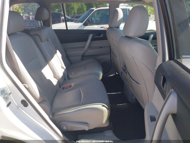 Продаж на аукціоні авто 2013 Toyota Highlander Se V6, vin: 5TDBK3EHXDS201183, номер лоту: 45082632