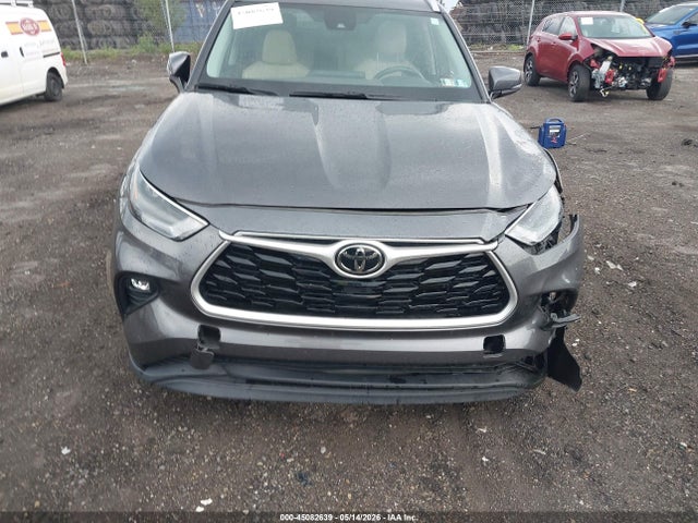 Продаж на аукціоні авто 2022 Toyota Highlander Xle, vin: 5TDGZRBH3NS184804, номер лоту: 45082639