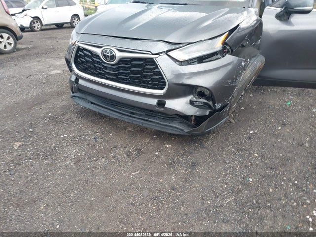 Продаж на аукціоні авто 2022 Toyota Highlander Xle, vin: 5TDGZRBH3NS184804, номер лоту: 45082639