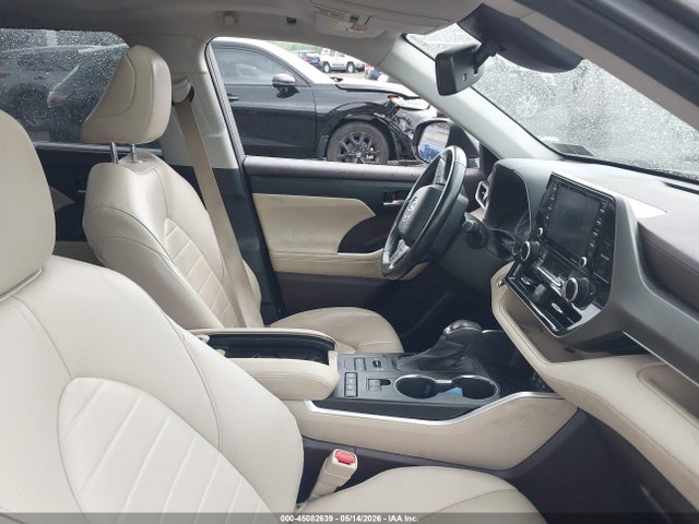 Продаж на аукціоні авто 2022 Toyota Highlander Xle, vin: 5TDGZRBH3NS184804, номер лоту: 45082639