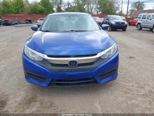 Aukcja sprzedaży 2018 Honda Civic Lx, vin: 2HGFC2F59JH577379, numer aukcji: 45082643
