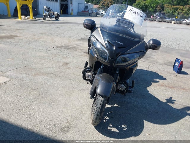 JH2SC68G3GK401648 Honda GL1800