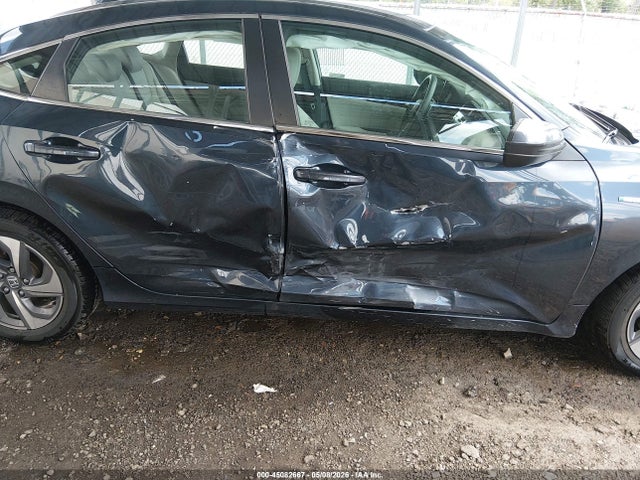 Продажа на аукционе авто 2019 Honda Insight Lx, vin: 19XZE4F19KE013470, номер лота: 45082667