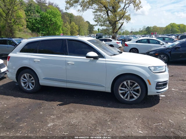Продажа на аукционе авто 2017 Audi Q7 3.0t Premium, vin: WA1LAAF70HD051517, номер лота: 45082714