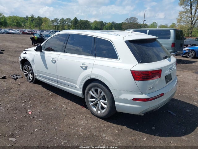 Продажа на аукционе авто 2017 Audi Q7 3.0t Premium, vin: WA1LAAF70HD051517, номер лота: 45082714