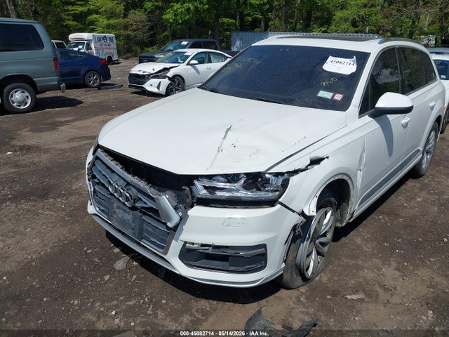 Продажа на аукционе авто 2017 Audi Q7 3.0t Premium, vin: WA1LAAF70HD051517, номер лота: 45082714