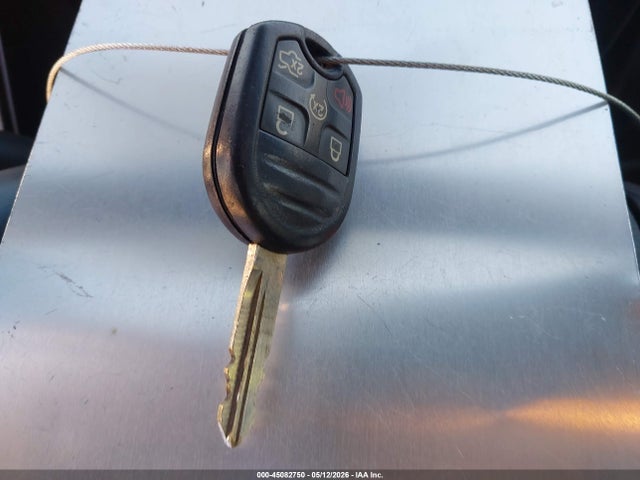45082750 :رقم المزاد ، 1FMJU1JTXFEF30877 vin ، 2015 Ford Expedition Xlt مزاد بيع