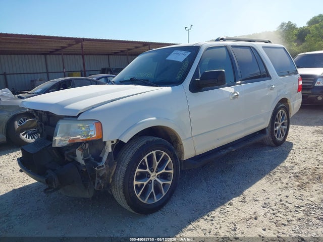 45082750 :رقم المزاد ، 1FMJU1JTXFEF30877 vin ، 2015 Ford Expedition Xlt مزاد بيع