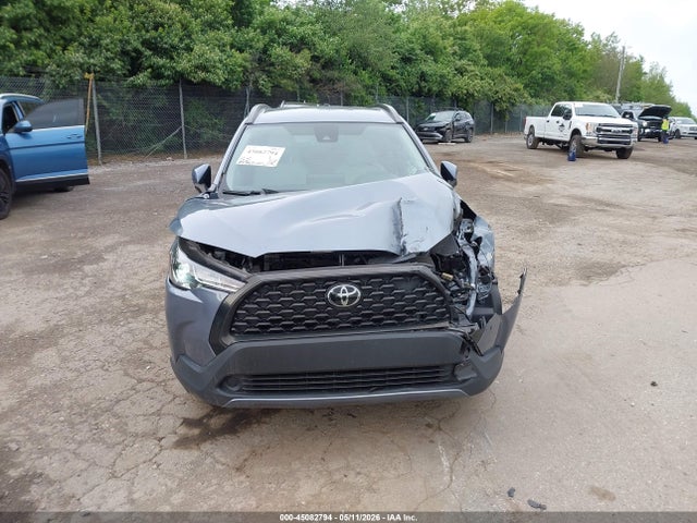 Toyota Corolla Cross Le 2022 7MUCAABG2NV006256 Image 12