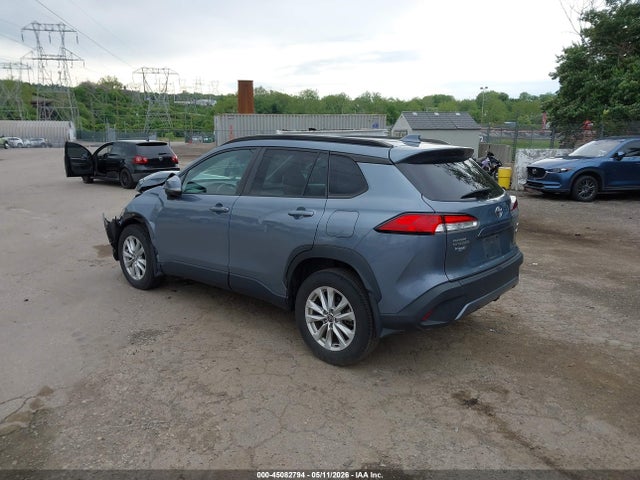 Toyota Corolla Cross Le 2022 7MUCAABG2NV006256 Image 3