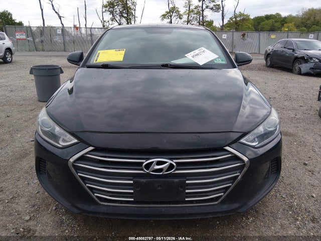 Продажа на аукционе авто 2018 Hyundai Elantra Se, vin: 5NPD74LF7JH400517, номер лота: 45082797