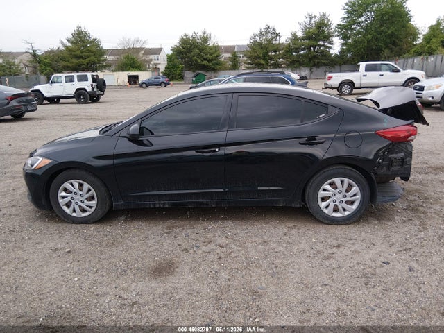 Продажа на аукционе авто 2018 Hyundai Elantra Se, vin: 5NPD74LF7JH400517, номер лота: 45082797