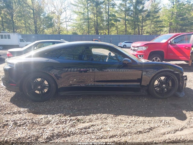 Porsche TAYCAN GTS 2022 WP0AD2Y12NSA59650 Image 13