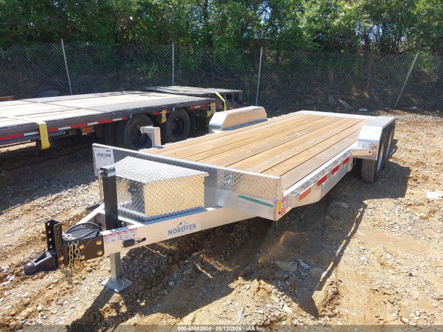 2NDT82200SA000379 Norris Utility Trailer