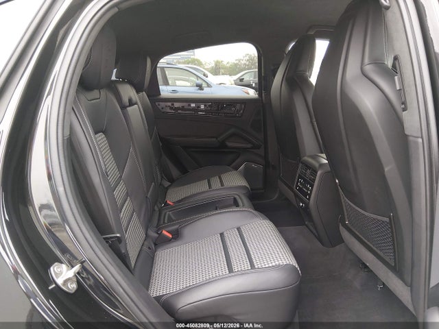 Porsche Cayenne Coupe Gts 2026 WP1BG2AY3TDA60211 Image 8