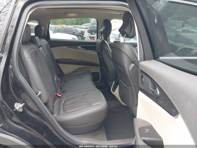 45082810 :رقم المزاد ، 2LMPJ8LP3KBL67642 vin ، 2019 Lincoln Nautilus Reserve مزاد بيع