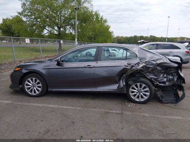 Toyota CAMRY LE 2019 4T1B11HK5KU856841 Image 14