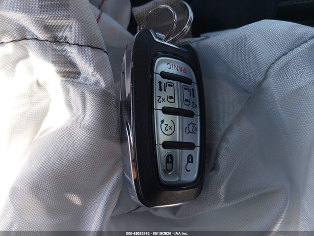 Продажа на аукционе авто 2024 Chrysler Pacifica Touring, vin: 2C4RC1FG6RR109719, номер лота: 45082863