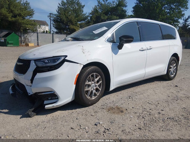 Продажа на аукционе авто 2024 Chrysler Pacifica Touring, vin: 2C4RC1FG6RR109719, номер лота: 45082863
