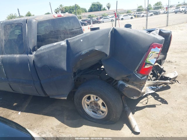Продажа на аукционе авто 2003 Chevrolet Silverado 1500 Ls, vin: 2GCEC19T631120765, номер лота: 45082890