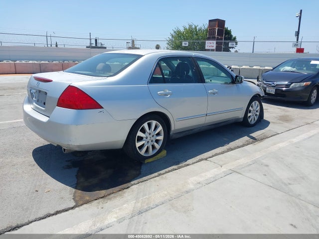 45082892 :رقم المزاد ، 1HGCM66367A005764 vin ، 2007 Honda Accord 3.0 Lx مزاد بيع