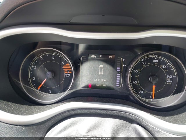 2017 Jeep Cherokee Sport მანქანა იყიდება აუქციონზე, vin: 1C4PJMAB3HW581103, აუქციონის ნომერი: 45082952