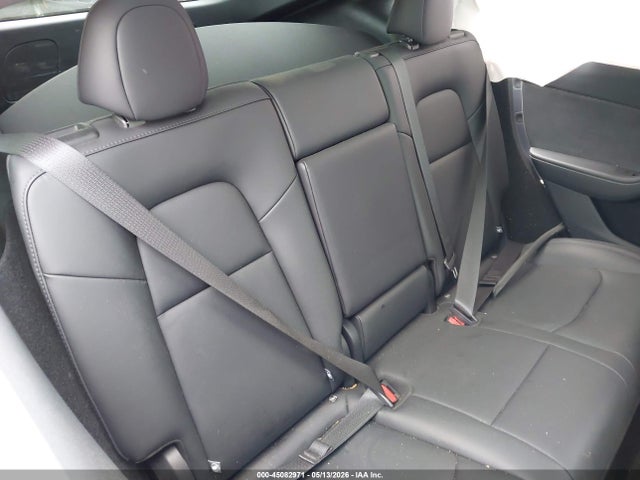 Продаж на аукціоні авто 2024 Tesla Model Y Long Range Dual Motor All-wheel Drive, vin: 7SAYGDEE1RA316497, номер лоту: 45082971