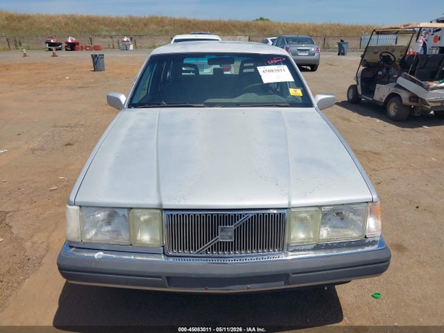 1988 Volvo 760 Gle მანქანა იყიდება აუქციონზე, vin: YV1GA8753J0021481, აუქციონის ნომერი: 45083011