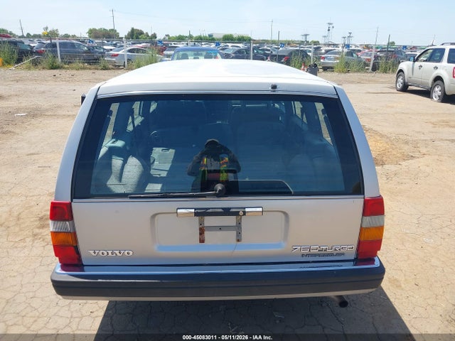 1988 Volvo 760 Gle მანქანა იყიდება აუქციონზე, vin: YV1GA8753J0021481, აუქციონის ნომერი: 45083011