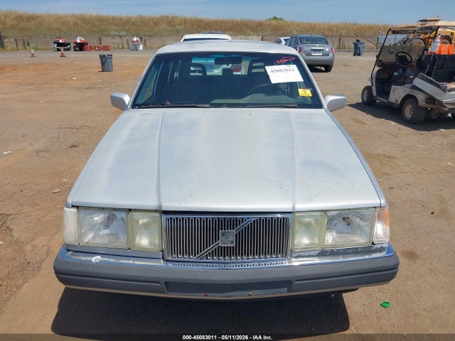 1988 Volvo 760 Gle მანქანა იყიდება აუქციონზე, vin: YV1GA8753J0021481, აუქციონის ნომერი: 45083011
