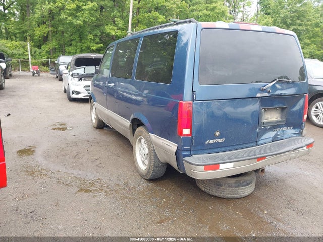 2003 Chevrolet Astro მანქანა იყიდება აუქციონზე, vin: 1GNDM19X43B131766, აუქციონის ნომერი: 45083030