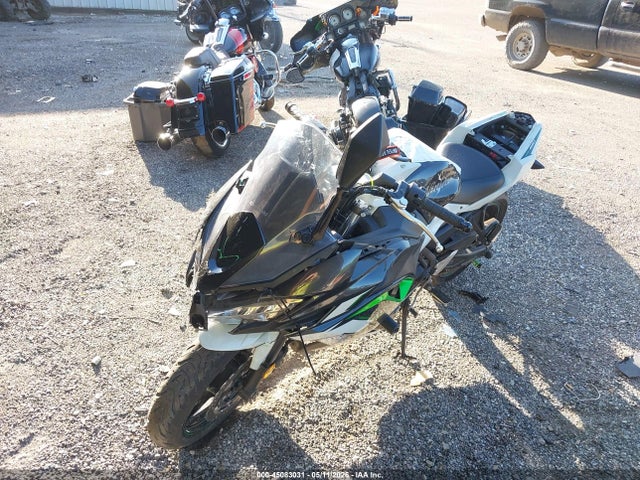 Kawasaki Ex650 N 2022 ML5EXEN16NDA76108 Image 2