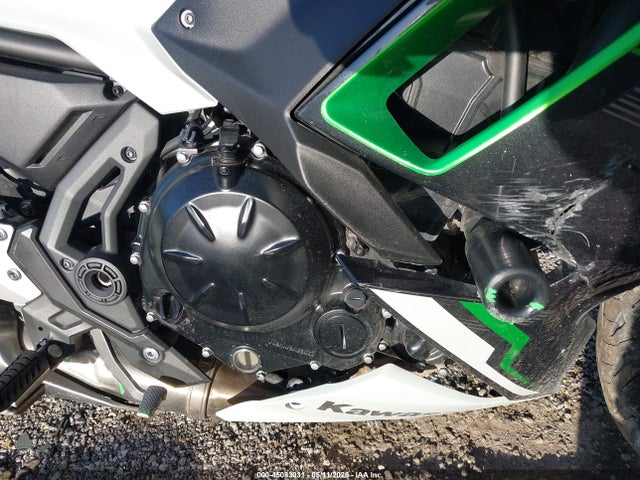 Kawasaki Ex650 N 2022 ML5EXEN16NDA76108 Image 8