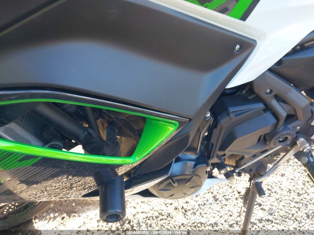 Kawasaki Ex650 N 2022 ML5EXEN16NDA76108 Image 9