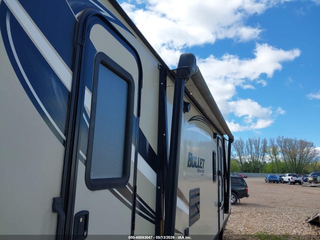 4YDT27226JT433172 Keystone Other