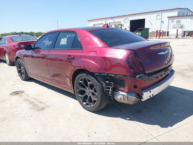 45083097 :رقم المزاد ، 2C3CCABGXKH648095 vin ، 2019 Chrysler 300 300s مزاد بيع