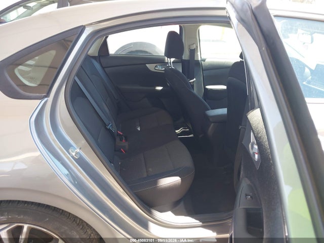 3KPF24AD2PE505178 KIA Forte Lxs
